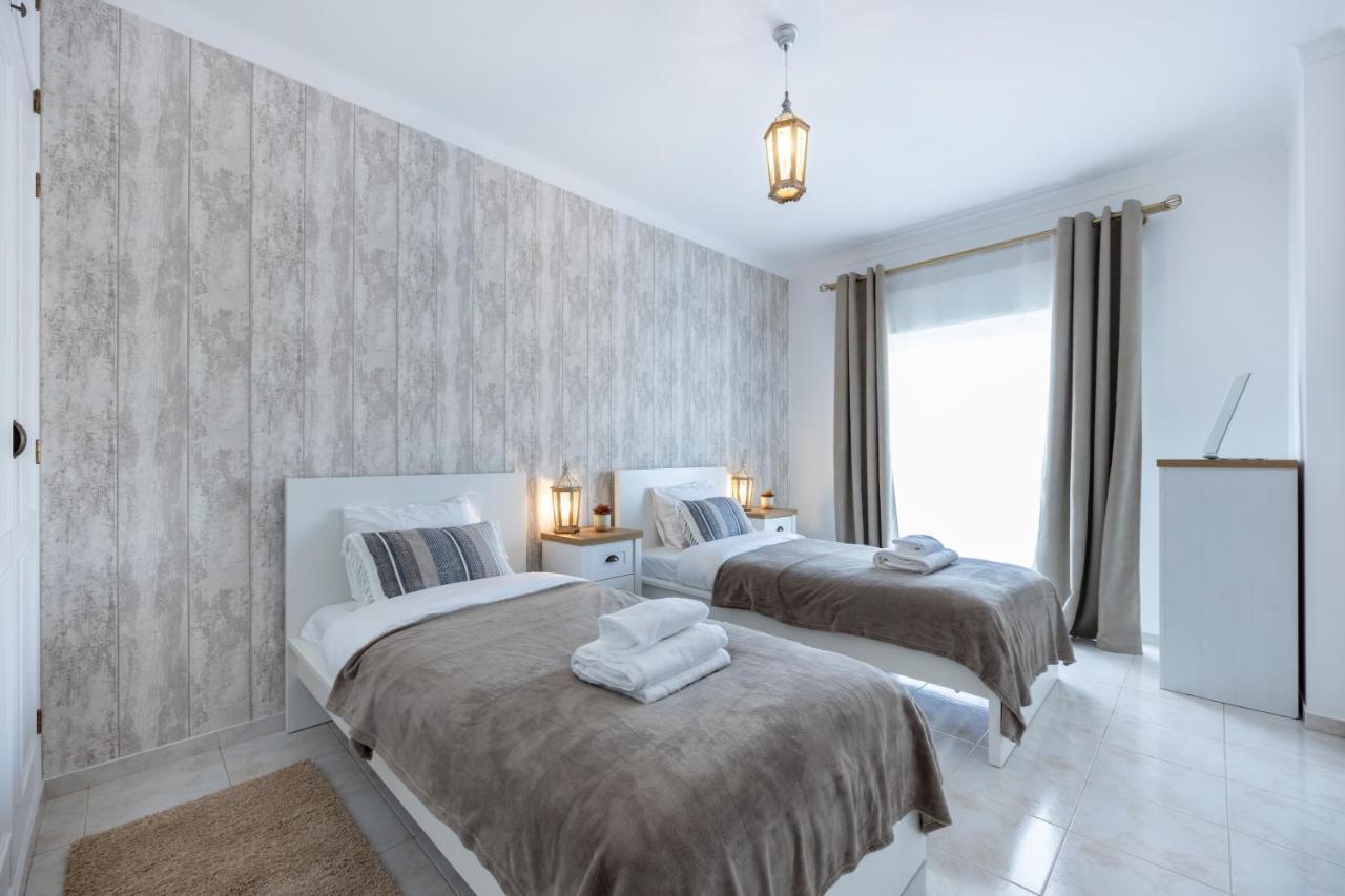 Stylish Seashore Apartment Лагос Екстериор снимка